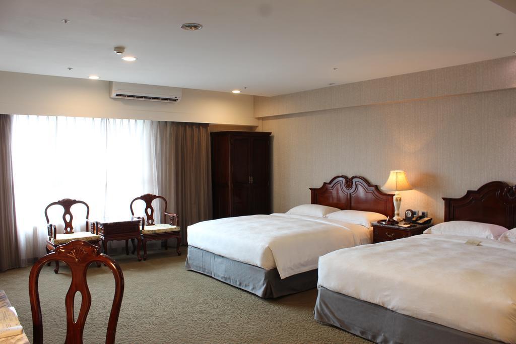 Royal Seasons Hotel Taichung‧Zhongkang Luaran gambar